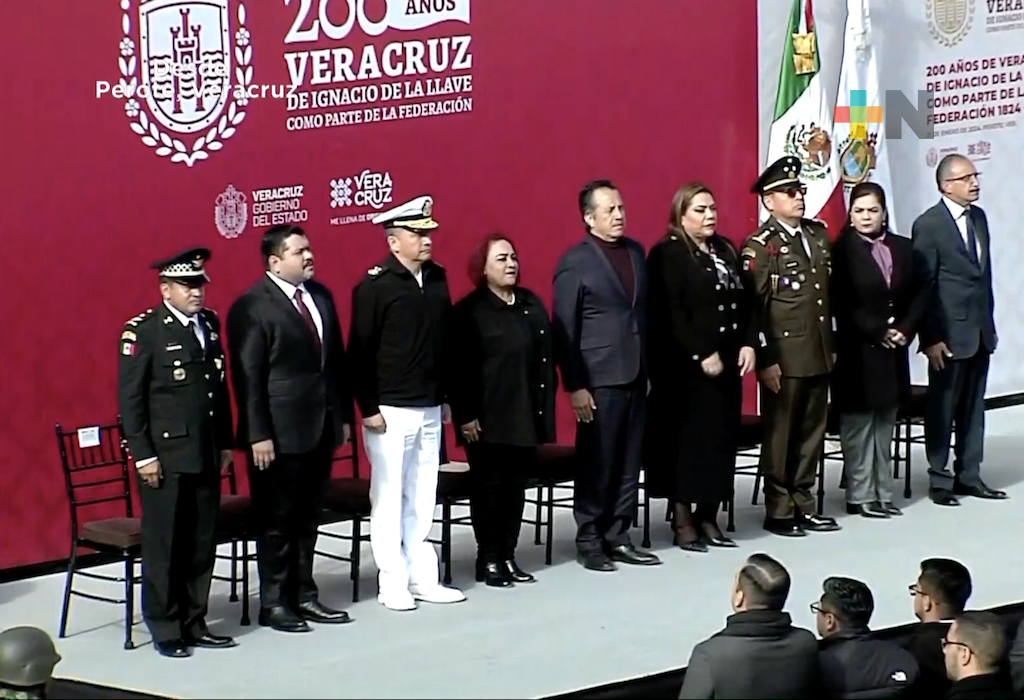 Encabeza Gobernador conmemoración de 200 años de Veracruz como parte de la Federación